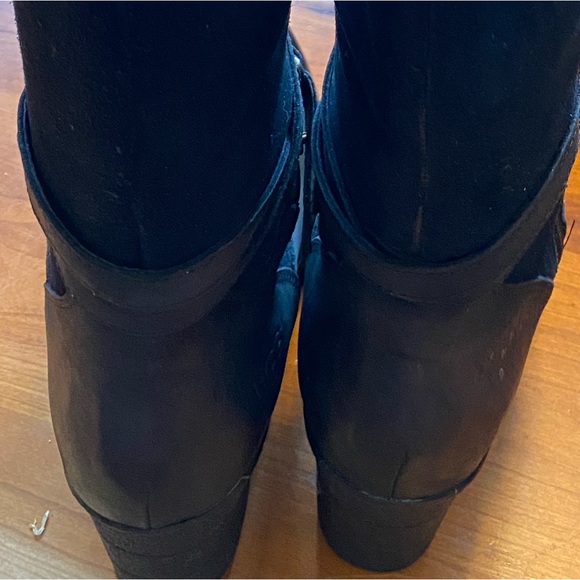 Women Ugg boots - Picture 4 of 10